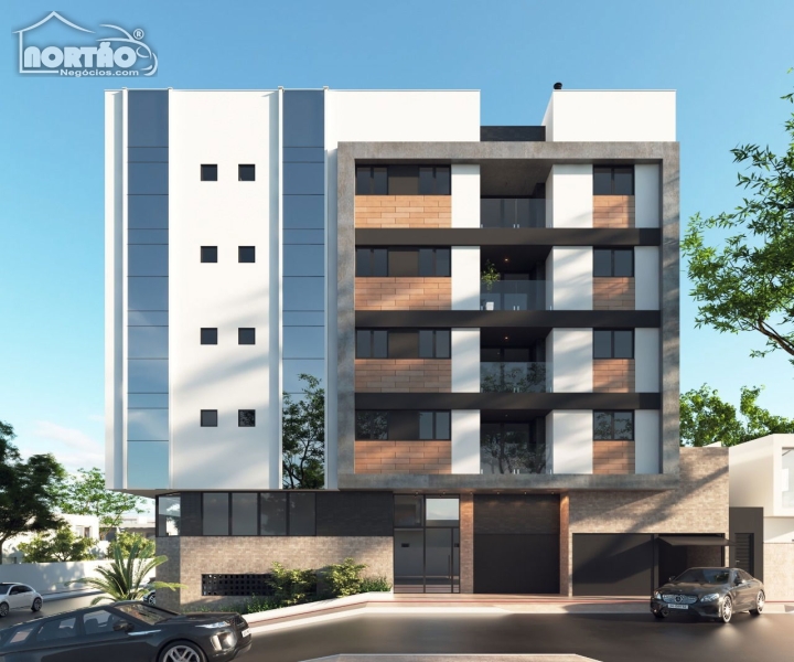 Casa à venda com 4 quartos, 200m² - Foto 1