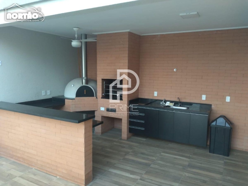 Casa à venda com 3 quartos, 68m² - Foto 6