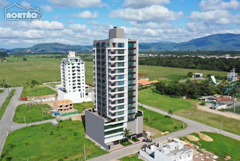 APARTAMENTO A VENDA NO BIGORRILHO EM CURITIBA/PR