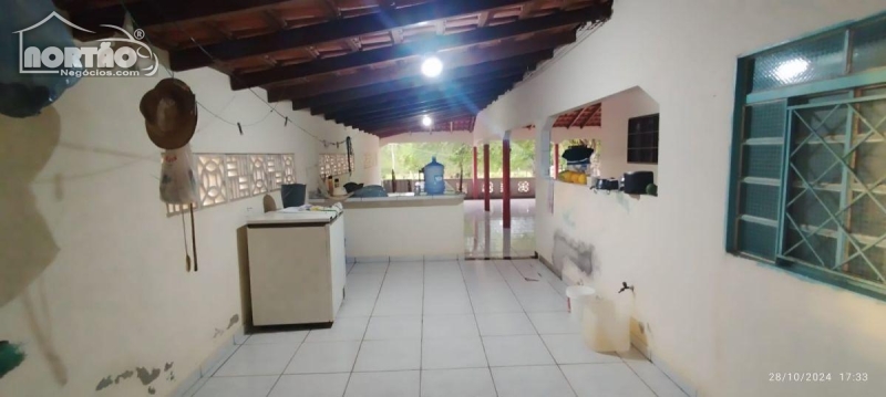 Casa à venda com 4 quartos, 92800m² - Foto 8