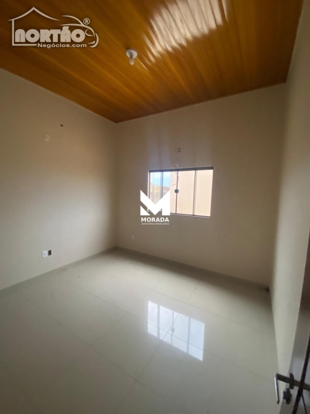 Casa à venda com 3 quartos, 60m² - Foto 5