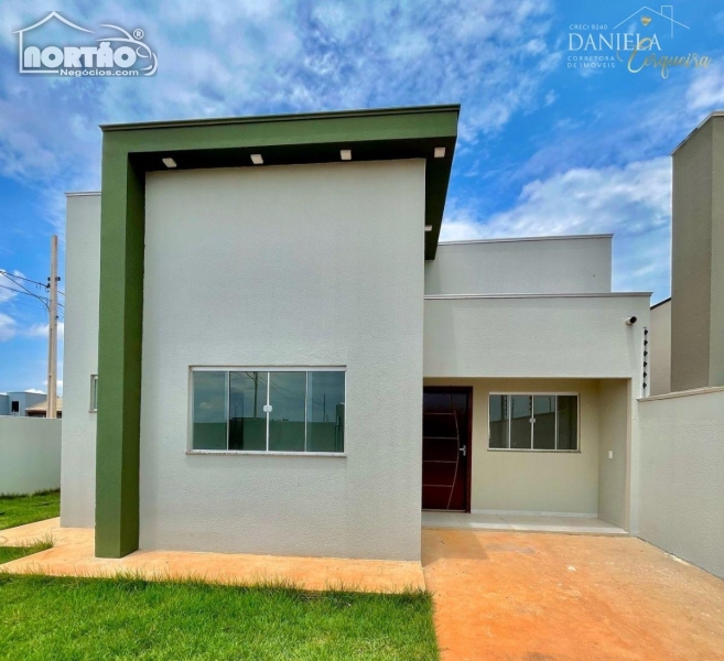 CASA A VENDA NO RESIDENCIAL QUATRO ESTAÇÕES BOULEVARD EM SINOP/MT