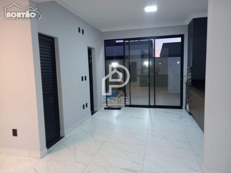 Casa à venda com 4 quartos, 167m² - Foto 9