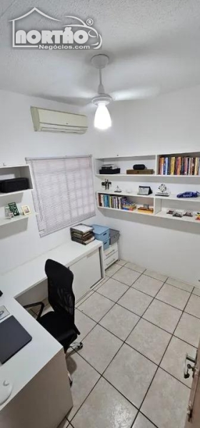 Casa à venda com 3 quartos, 120m² - Foto 10