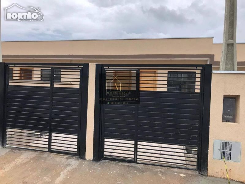 Casa à venda com 2 quartos, 160m² - Foto 1