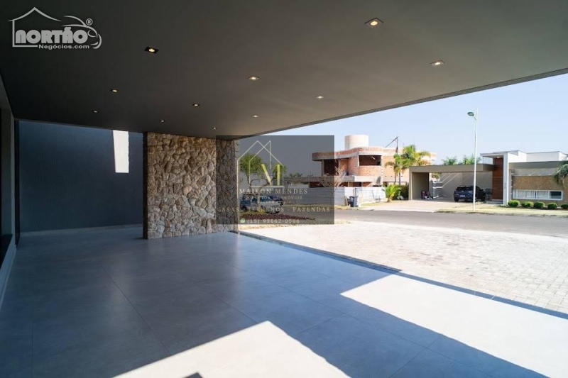 Casa à venda com 4 quartos, 421m² - Foto 7