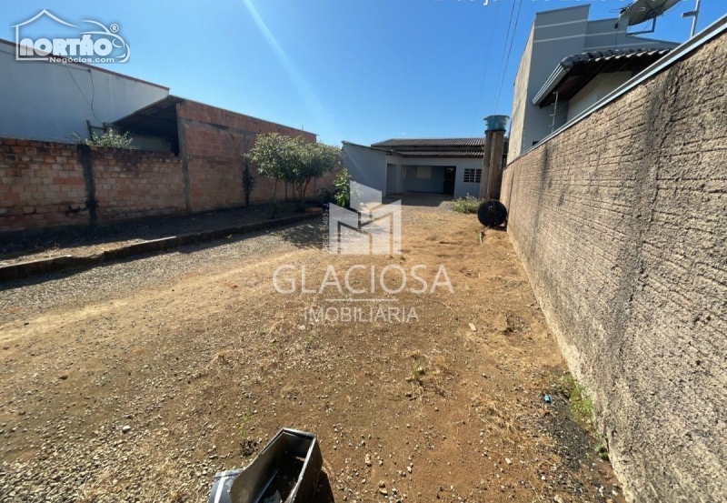 Casa à venda com 4 quartos - Foto 4