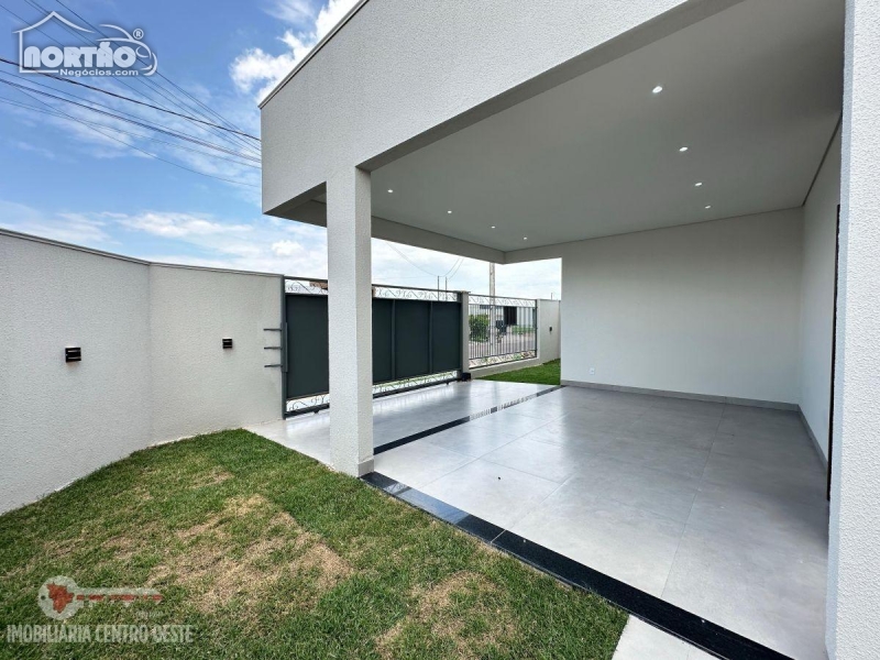 Casa à venda com 3 quartos, 120m² - Foto 4