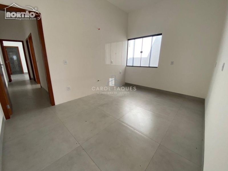 Casa à venda com 2 quartos, 6896m² - Foto 6