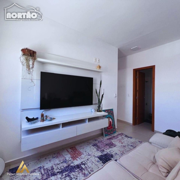 Casa à venda com 3 quartos, 79m² - Foto 10