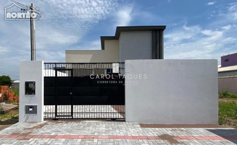 Casa à venda com 3 quartos, 120m² - Foto 1