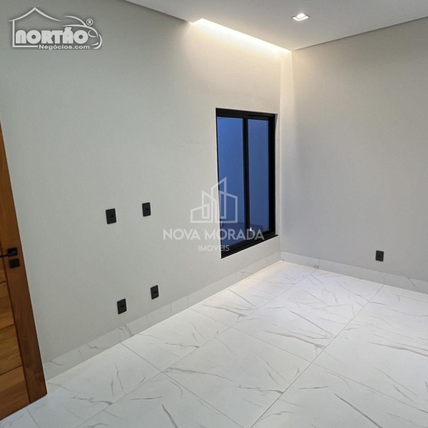 Casa à venda com 4 quartos, 120m² - Foto 7