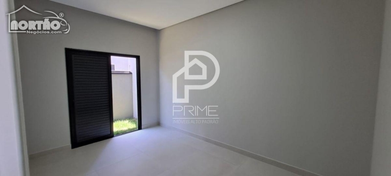 Casa à venda com 5 quartos, 187m² - Foto 10