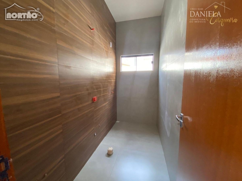 Casa à venda com 2 quartos, 69m² - Foto 6