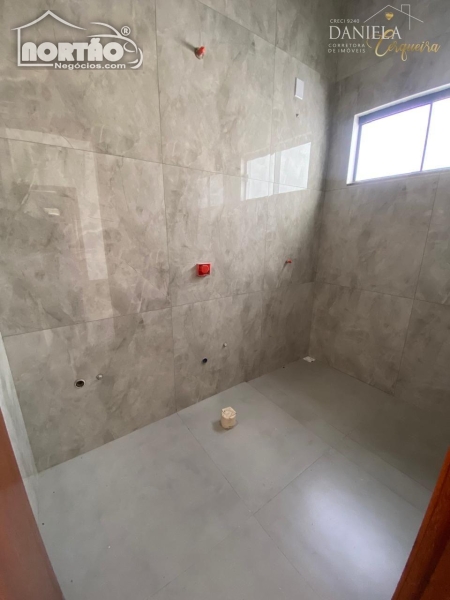 Casa à venda com 2 quartos, 69m² - Foto 8