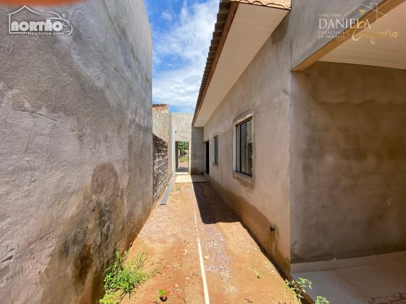 Casa à venda com 3 quartos, 288m² - Foto 7