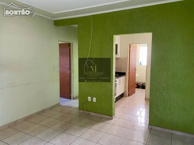 Casa à venda com 2 quartos, 55m² - Foto 4