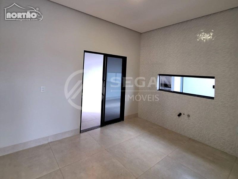 Casa à venda com 3 quartos, 119m² - Foto 5