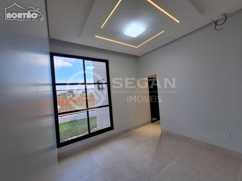 Casa à venda com 3 quartos, 119m² - Foto 6