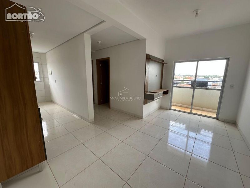 Casa à venda com 3 quartos, 55m² - Foto 10