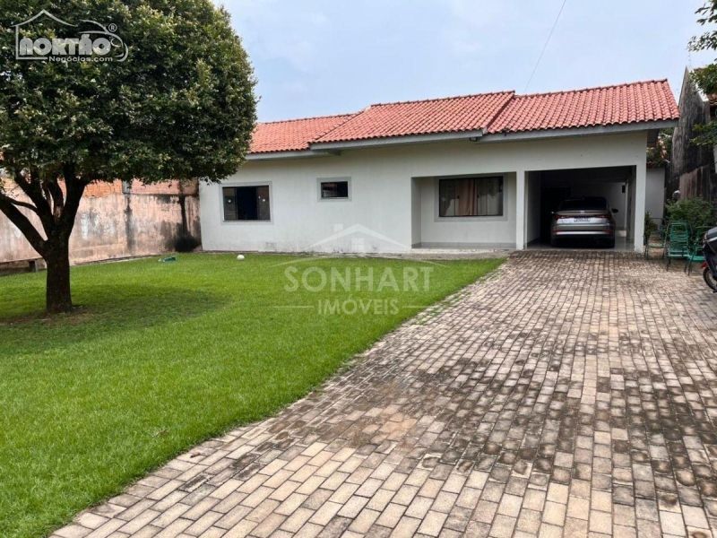 Casa à venda com 3 quartos, 200m² - Foto 10