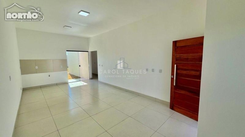 Casa à venda com 3 quartos, 87m² - Foto 6