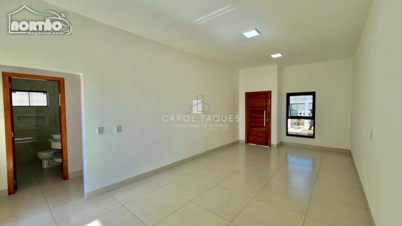 Casa à venda com 3 quartos, 87m² - Foto 10