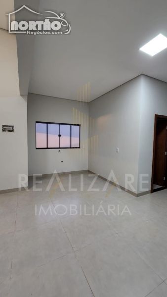 Casa à venda com 3 quartos, 106m² - Foto 7