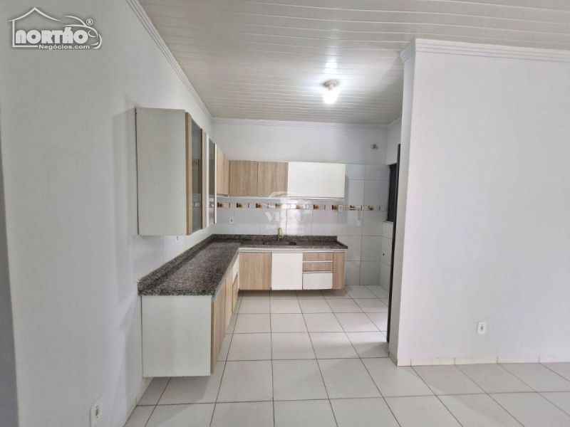 Casa à venda com 3 quartos, 79m² - Foto 9