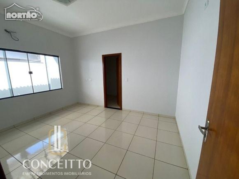 Casa à venda com 3 quartos - Foto 10