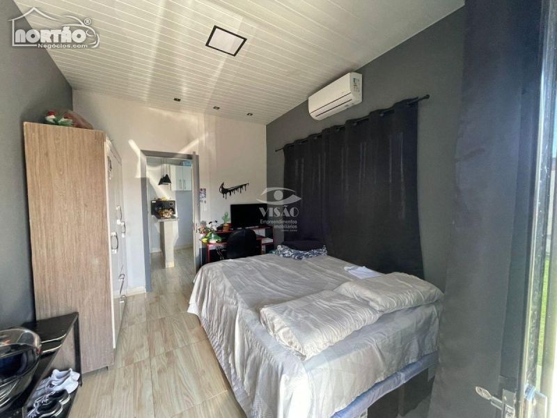 Casa à venda com 2 quartos, 110m² - Foto 3