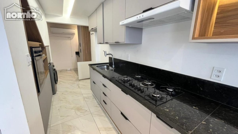 Casa à venda com 5 quartos, 152m² - Foto 10