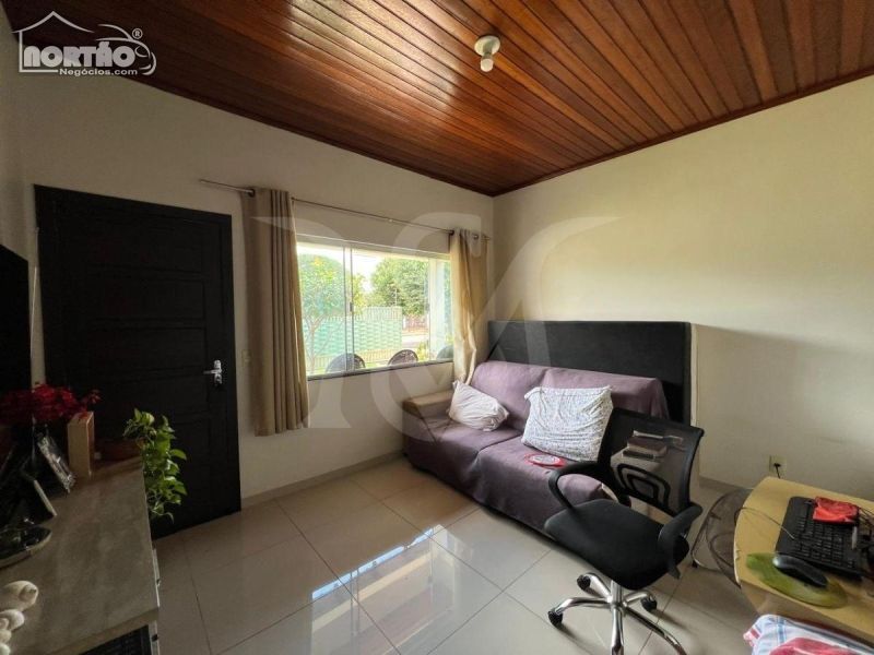 Casa à venda com 3 quartos, 107m² - Foto 5