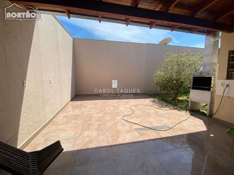 Casa à venda com 3 quartos, 76m² - Foto 6