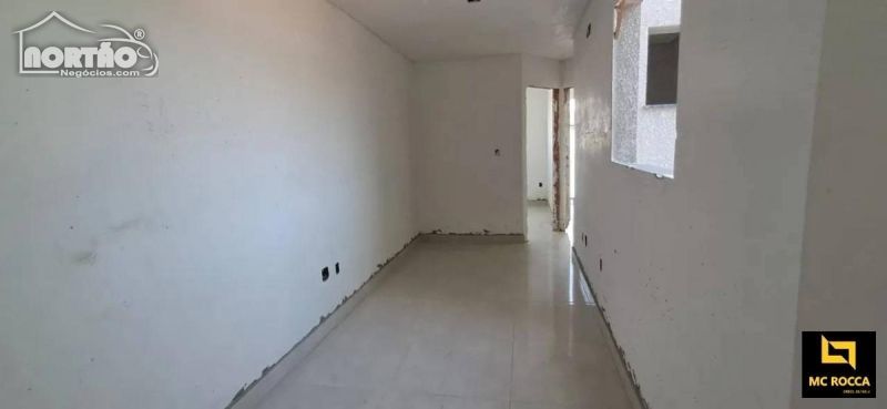 Casa à venda com 2 quartos, 90m² - Foto 6