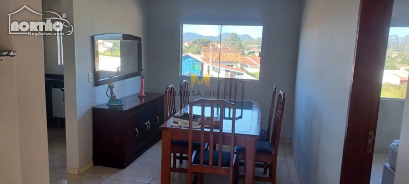 Casa à venda com 3 quartos, 63m² - Foto 8