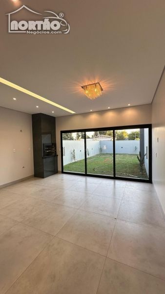 Casa à venda com 3 quartos, 117m² - Foto 5