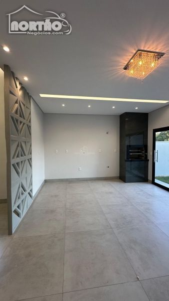 Casa à venda com 3 quartos, 117m² - Foto 7