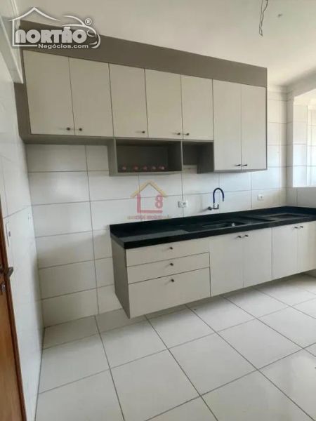 Casa à venda com 3 quartos, 128m² - Foto 6