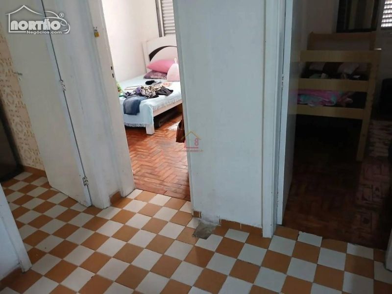 Casa à venda com 3 quartos, 61m² - Foto 5