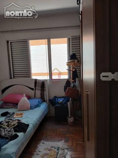 Casa à venda com 3 quartos, 61m² - Foto 8