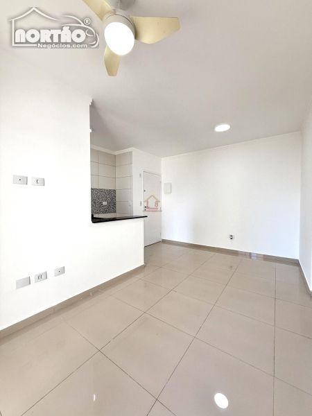 Casa à venda com 2 quartos, 40m² - Foto 10