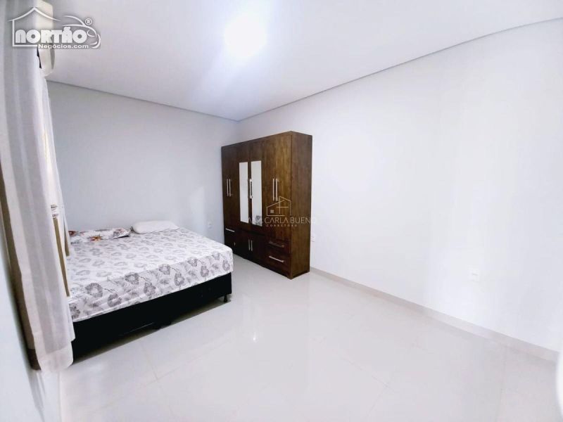 Casa à venda com 3 quartos, 195m² - Foto 5