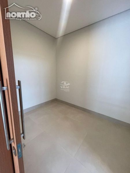 Casa à venda com 1 quarto, 208m² - Foto 6