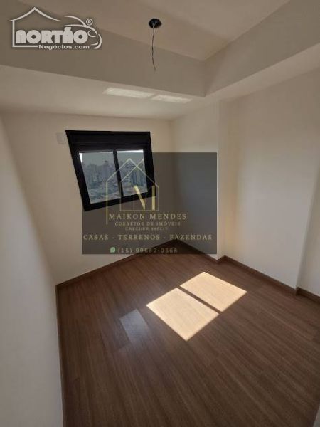 Casa à venda com 3 quartos, 82m² - Foto 9