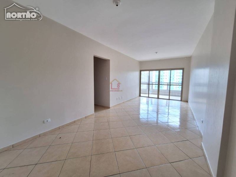 Casa à venda com 3 quartos, 90m² - Foto 7