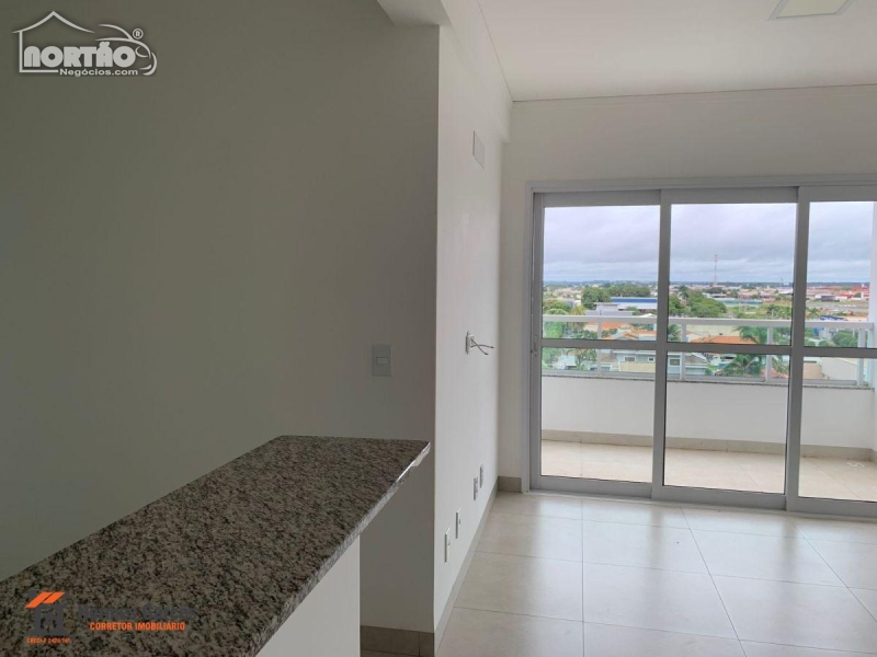 Casa à venda com 3 quartos, 60m² - Foto 4