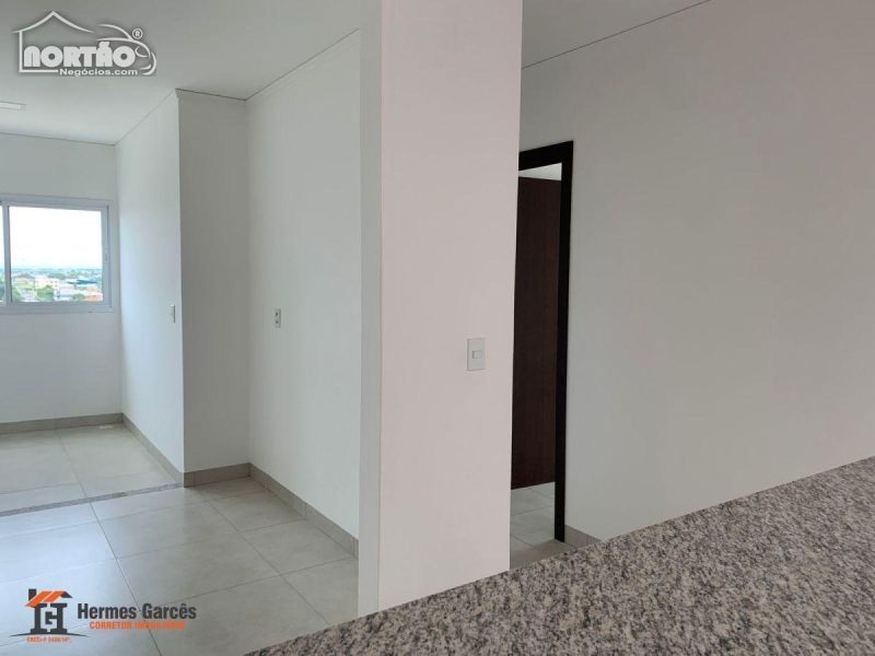 Casa à venda com 3 quartos, 60m² - Foto 10