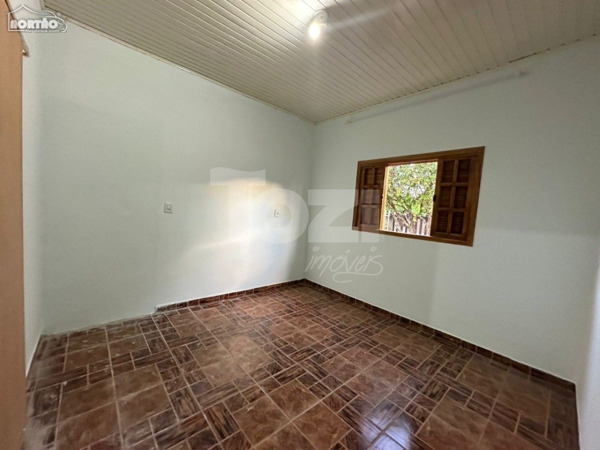 Casa à venda com 4 quartos, 139m² - Foto 5