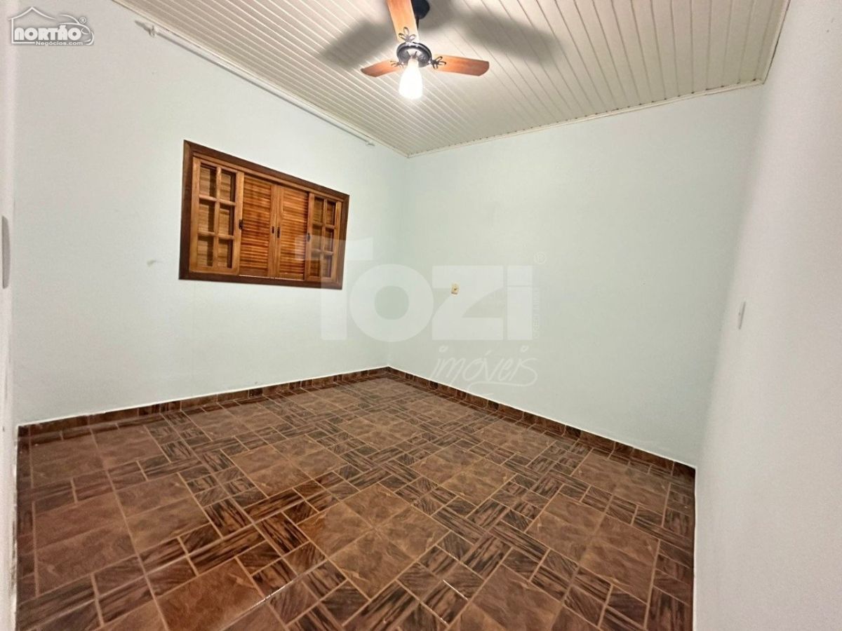 Casa à venda com 4 quartos, 139m² - Foto 8